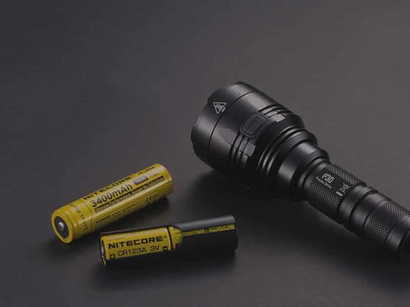 flashlight-batteries